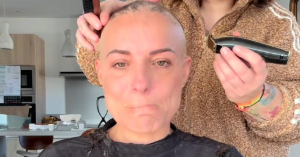 «Ce que j’appréhendais le plus» : Julie («Pékin Express»), atteinte d’un cancer, se rase les cheveux avant sa chimiothérapie
