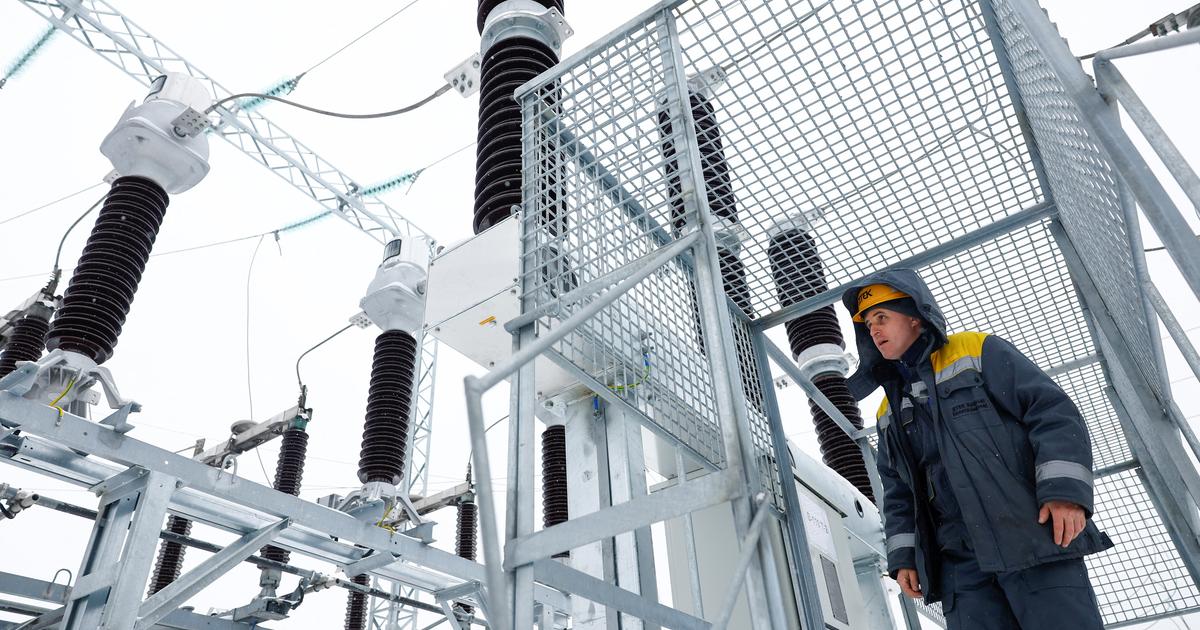 Guerre en Ukraine : 1100 immeubles résidentiels de Kiev privés de chauffage durant au moins deux mois après les attaques russes