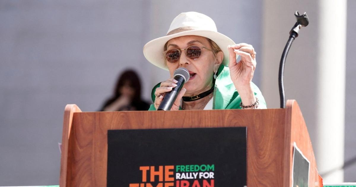 « Vous pouvez apprendre à supporter l’exil, pas à y échapper » : la diva Gougoush, symbole d’un Iran confisqué