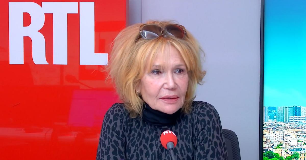 «Mon papa n’est plus là» : Clémentine Célarié en larmes sur RTL
