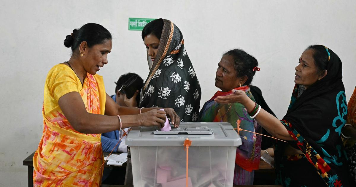 Au Bangladesh, un vote crucial pour le retour de la démocratie libérale