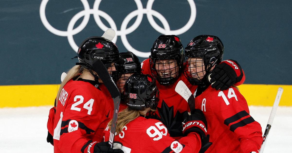スイスとカナダの女子がアイスホッケー準決勝進出