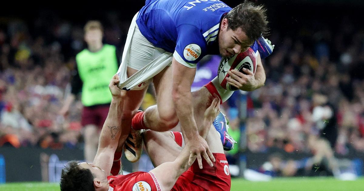 EN DIRECT – Galles-France : quatre essais avec un Dupont en chef d’orchestre inspiré... les Bleus déroulent à Cardiff à la pause