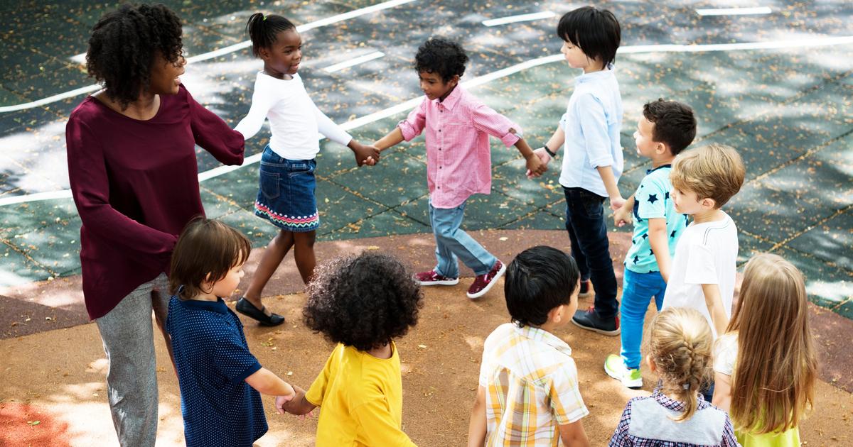 Violences dans le périscolaire : à Paris, la psychose des parents, livrés à eux-mêmes, demeure