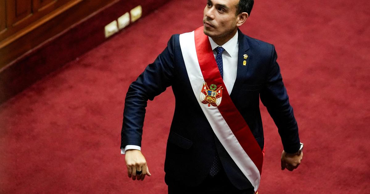 Pérou : le Parlement vote la destitution du président par intérim José Jeri, visé par deux enquêtes pour trafic d’influence