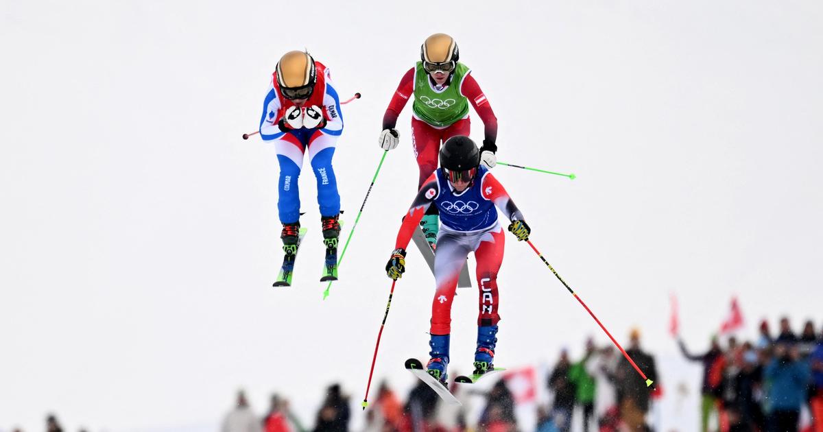 EN DIRECT - JO 2026 : les Bleues font le show en Skicross, les biathlètes rêvent d’une fin grandiose, stupeur après un accident en Halfpipe... Suivez la journée olympique