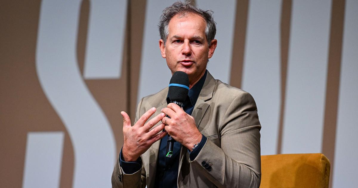 「少し遅れた」グロスピロン氏とモリーナ氏、上院議員の前で弁護