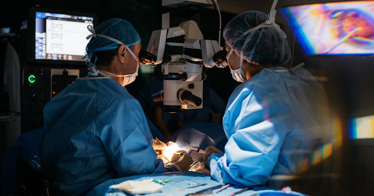 Des «boîtes noires» à l’hôpital : ces chirurgiens qui opèrent sous l’œil des caméras