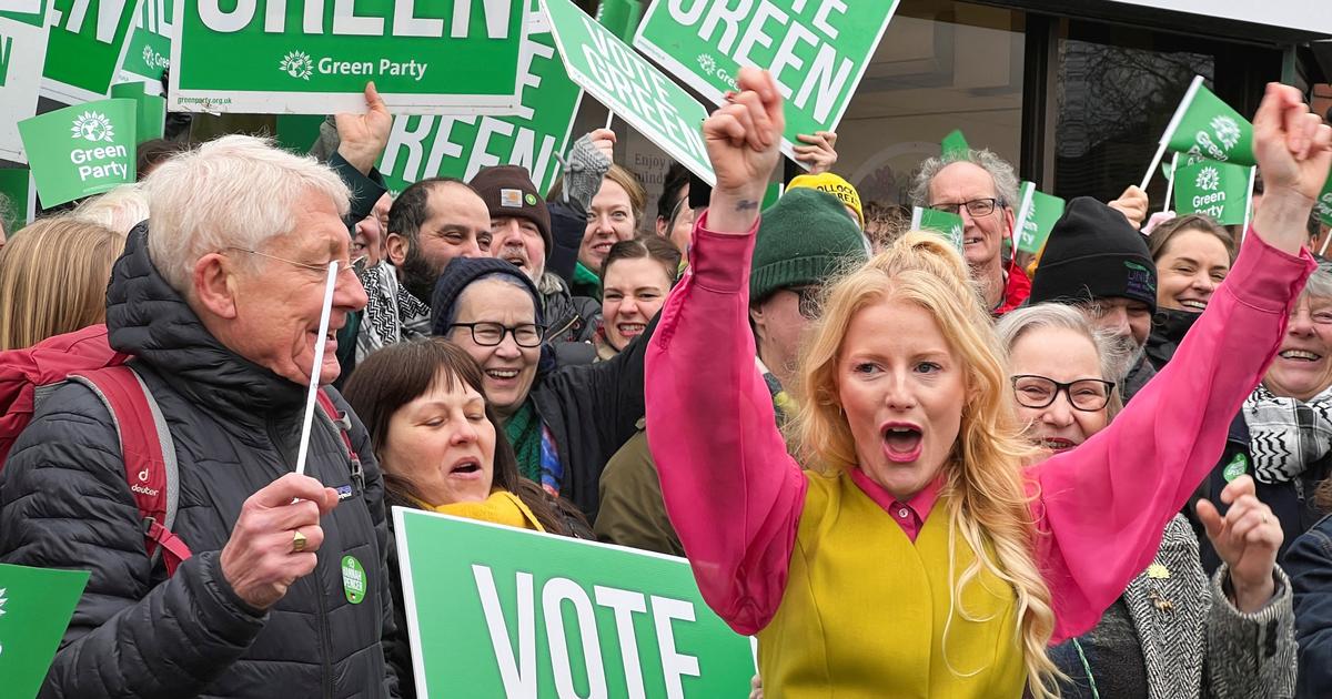 Au Royaume-Uni, la percée des Verts compromet la stratégie « à la Macron » de Keir Starmer
