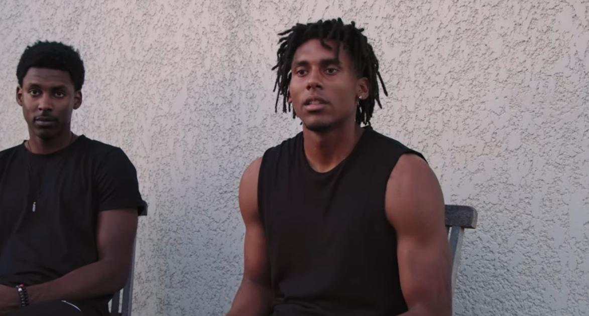 Elijah Hoard, jeune basketteur français, porté disparu après avoir été déposé à l’aéroport de Chicago