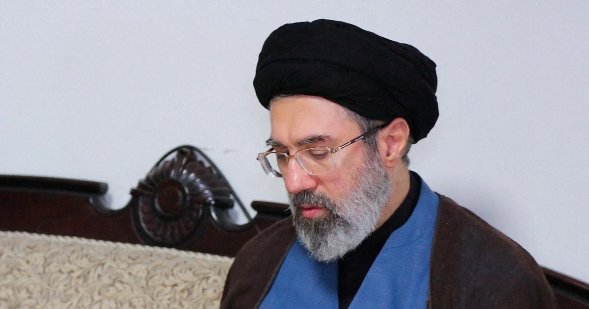 Mojtaba Khamenei, un « dur » proche des gardiens de la révolution en lice pour succéder à son père