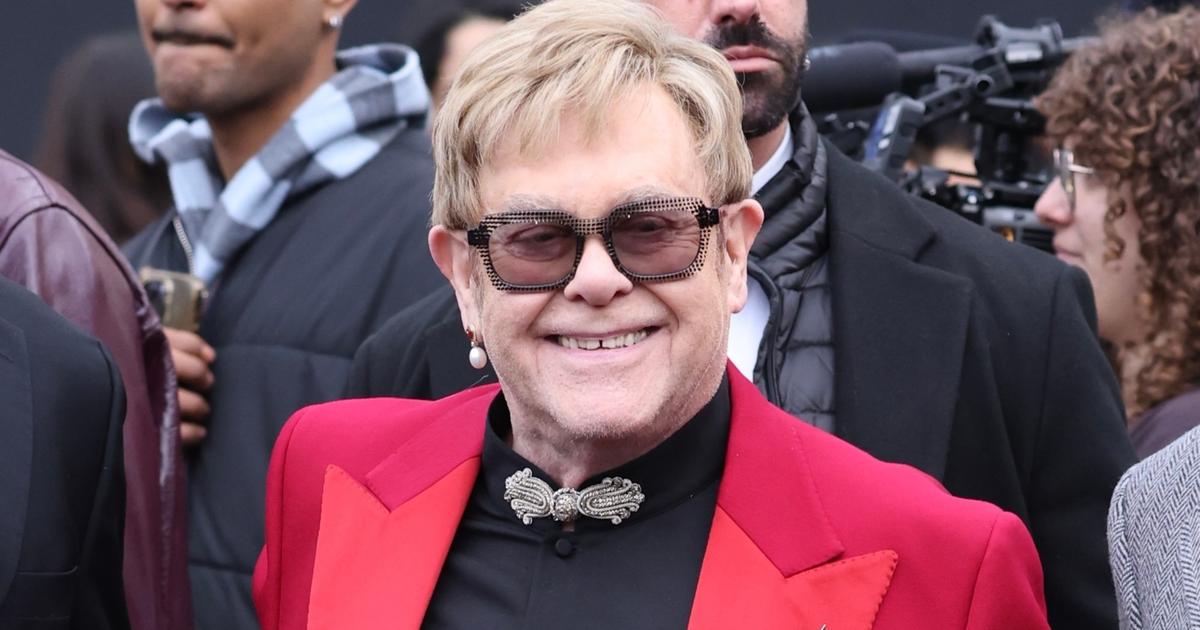 Ce portrait d’Elton John, son mari et leurs deux fils adolescents a