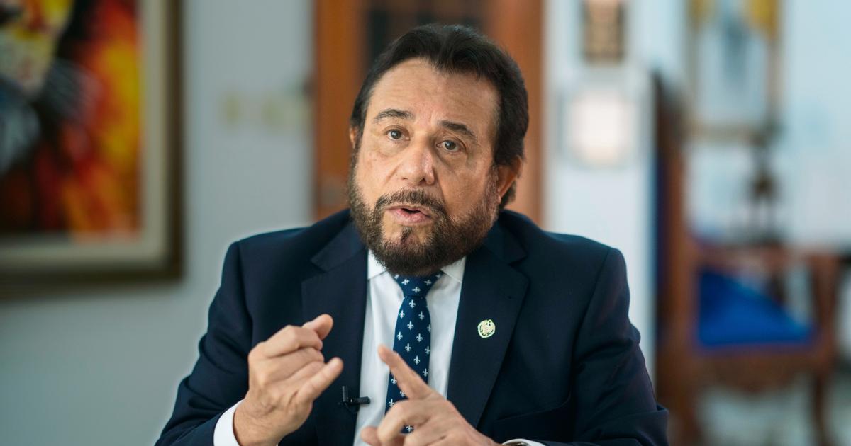 Garde à vue de 15 jours, restriction de liberté de réunion, régime carcéral très dur… La «méthode Bukele» de lutte contre la criminalité au Salvador est-elle vraiment exportable en France ?