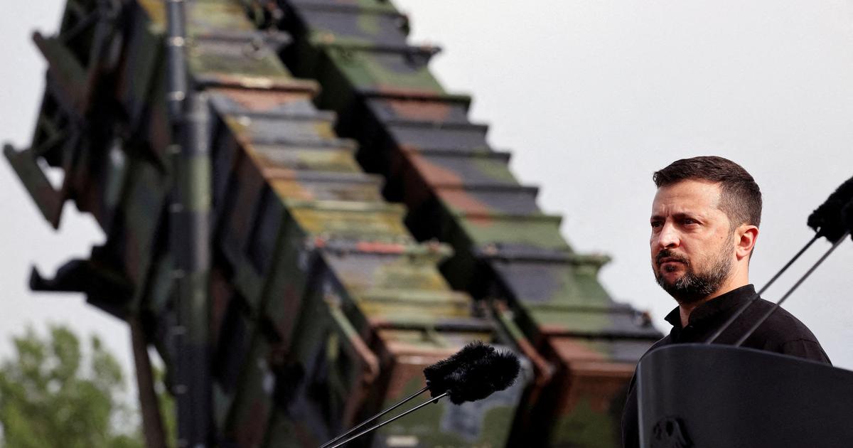 Guerre en Ukraine : Zelensky affirme s’être rendu dans la région de Donetsk