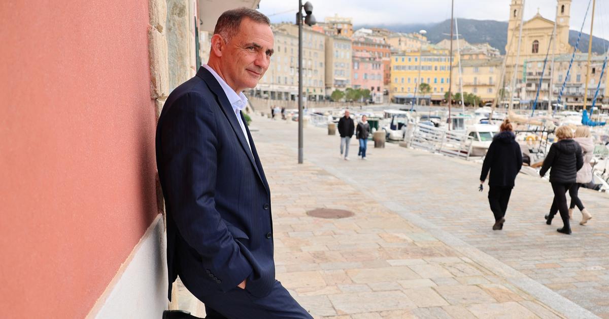 Municipales 2026 : de retour à Bastia, le « roi de Corse » Gilles Simeoni attaqué sur sa droite