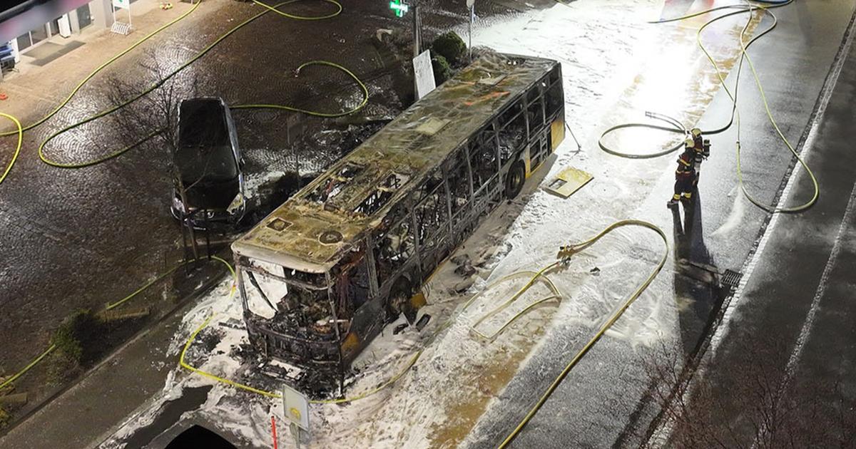 Incendie meurtrier d’un car en Suisse : l’homme qui s’est immolé par le feu était «marginal et perturbé», selon le procureur