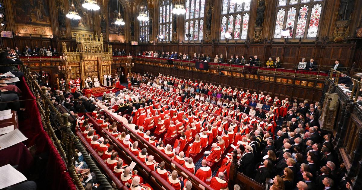 Au Royaume-Uni, la Chambre des Lords met fin aux sièges héréditaires