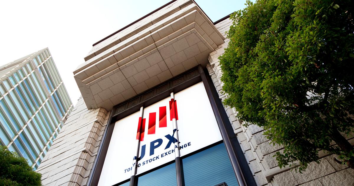 Les Bourses asiatiques reculent tandis que le baril de pétrole se maintient autour de 100 dollars