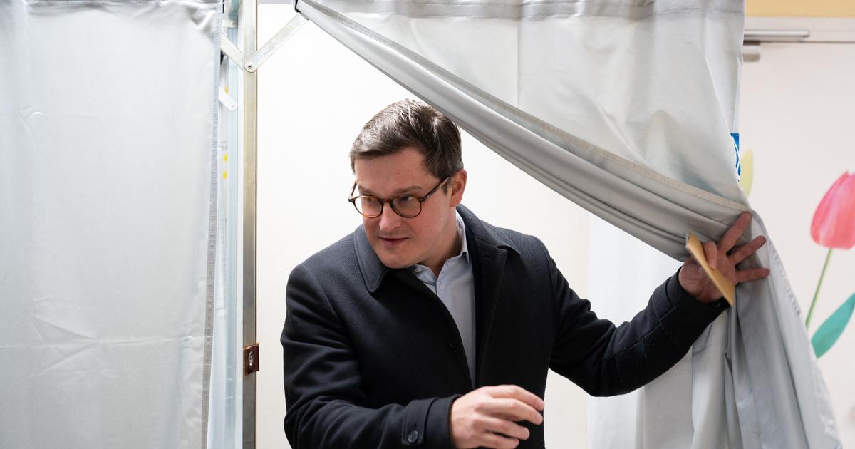 Municipales Lille : le maire sortant PS, Arnaud Deslandes, et le candidat LFI au coude-à-coude