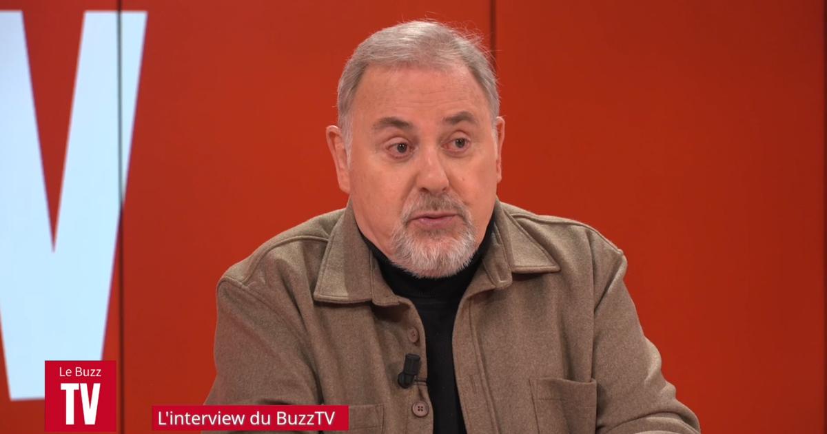 «J’ai des bouts de verre dans la tête» : Philippe Risoli raconte le jour où il a failli être défiguré par un accident de voiture