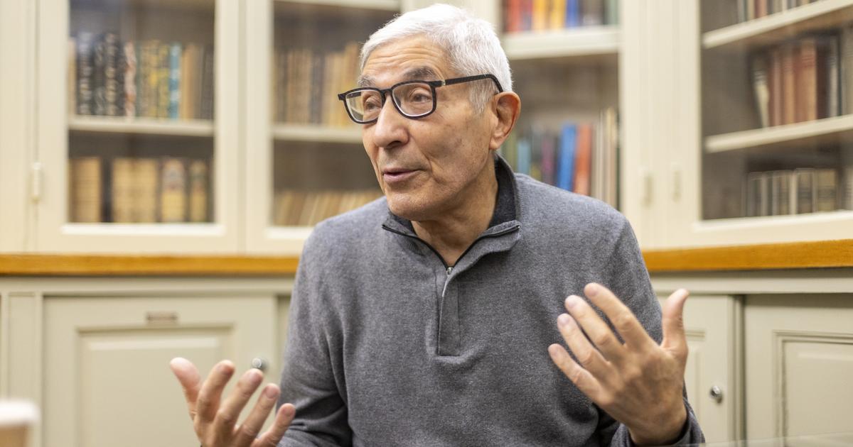 Duel à fleurets mouchetés entre Boualem Sansal et Gallimard