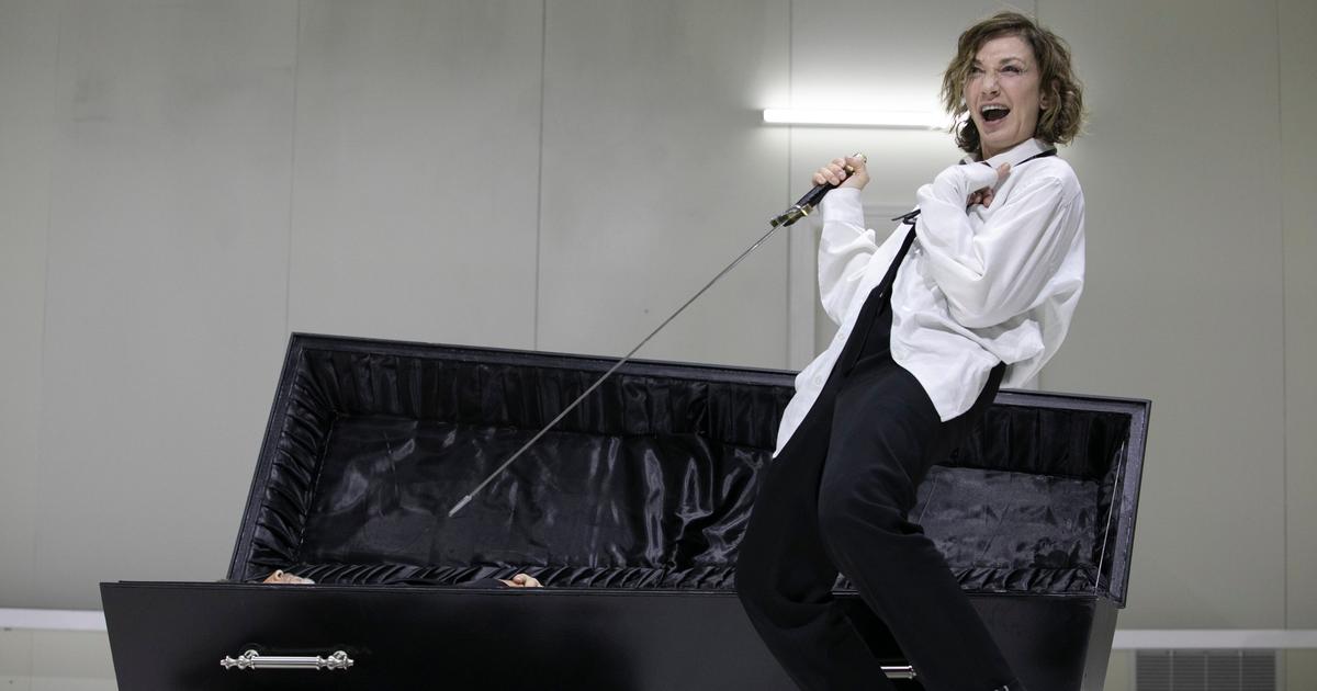 «Ce choix était radical» : au Théâtre des Gémeaux, la sublime et terrifiante Evgenia Dodina en Richard III