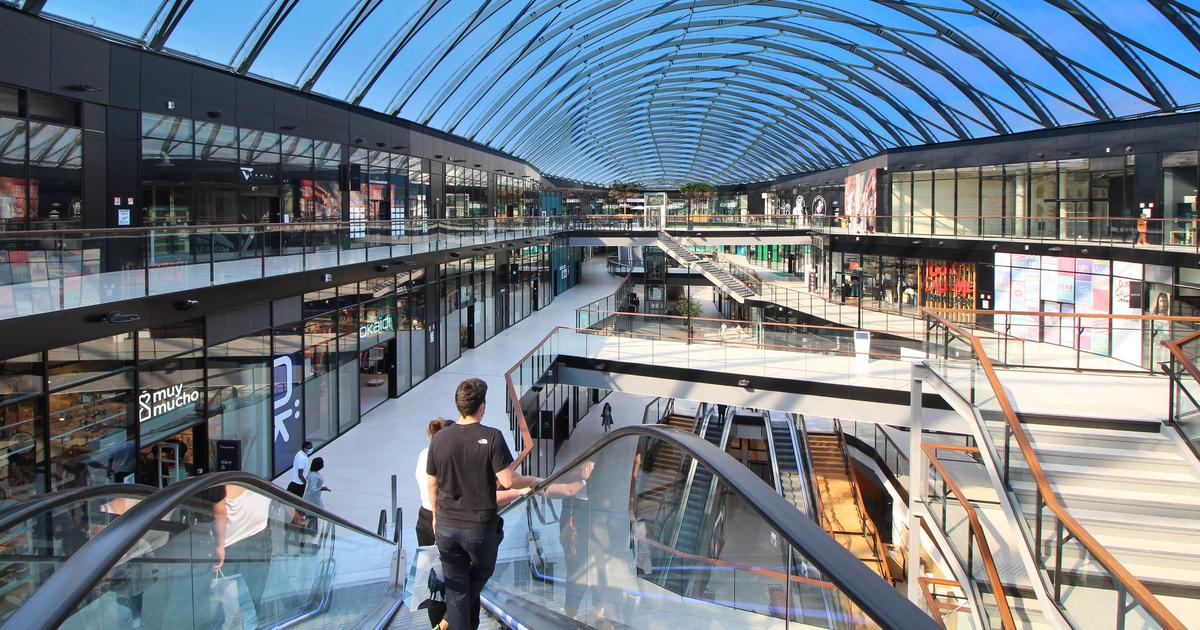 Les magasins ont réduit leur consommation d'énergie de 15% depuis 2022 en France