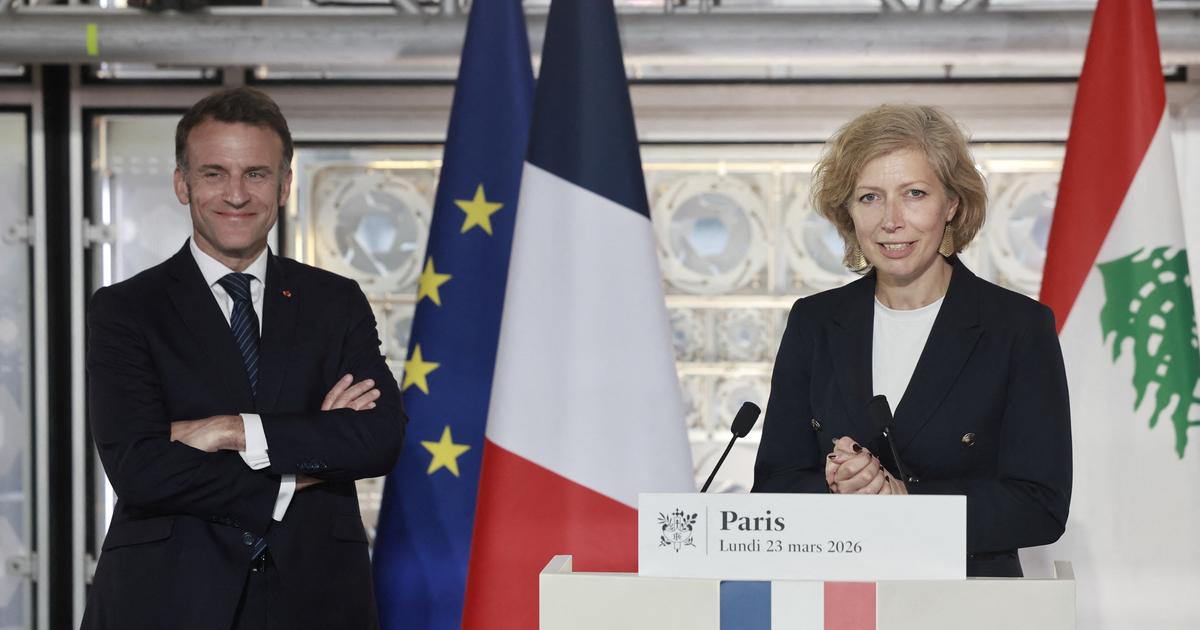 «Jack Lang a beaucoup fait pour cette exposition et pour l’Institut du monde arabe...», a salué Emmanuel Macron