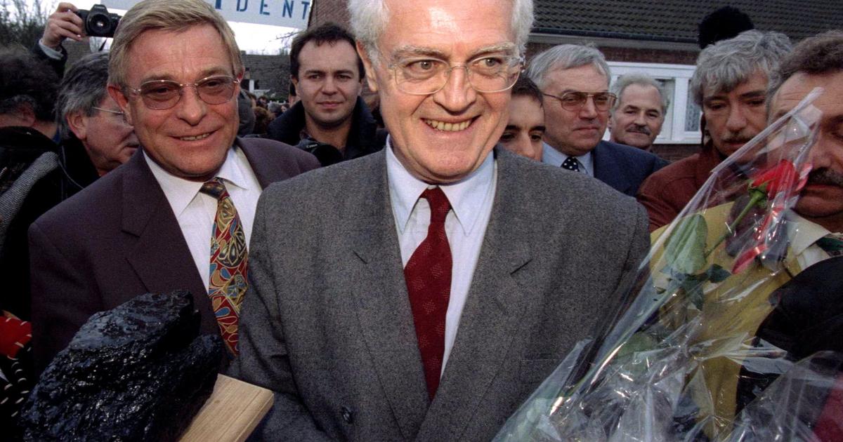«Lionel Jospin avait fait le pari que les jeunes femmes qui portaient le voile à l’école finiraient par le retirer»