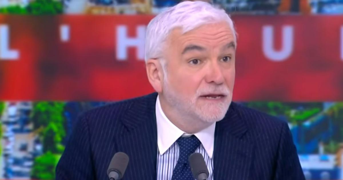 «J’ai un rapport particulier à “Téléfoot”» : Pascal Praud partage au Figaro ses souvenirs sur l’émission culte de TF1