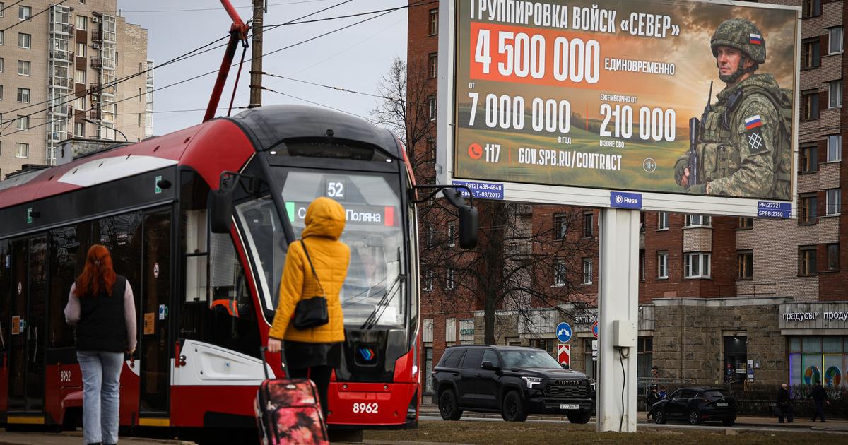 Screening of Patriotic Films, Individual Interviews… Russian Students under Strong Pressure to Enlist against Ukraine