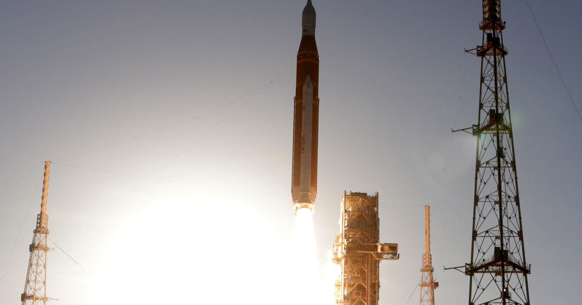 Artemis 2 : les images spectaculaires du décollage de la fusée lunaire