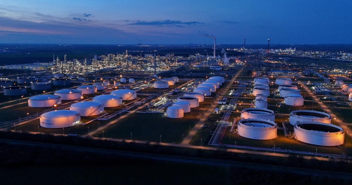 Gouvernement, distributeurs, pétroliers... À qui profite l’envolée des prix des carburants ?