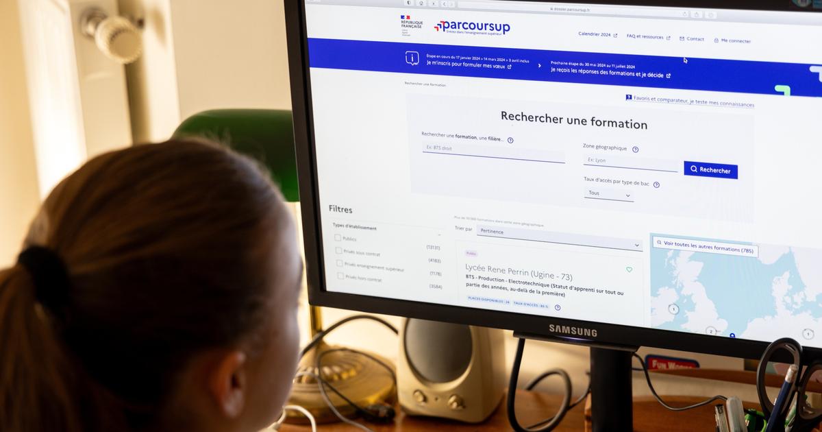 Le nombre de réorientations sur Parcoursup n’a jamais été aussi haut : pourquoi tant de jeunes peinent-ils encore à trouver leur voie ?