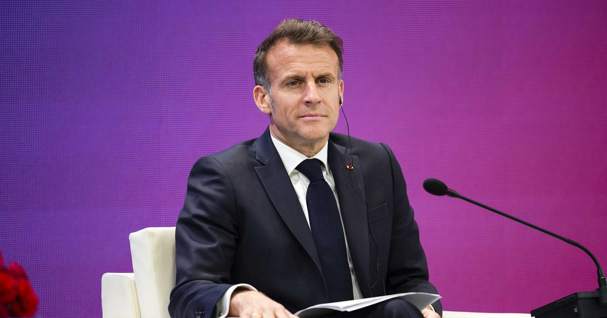 Emmanuel Macron acclamé par son “fan club” en Corée du Sud : cet accueil digne des plus grandes stars