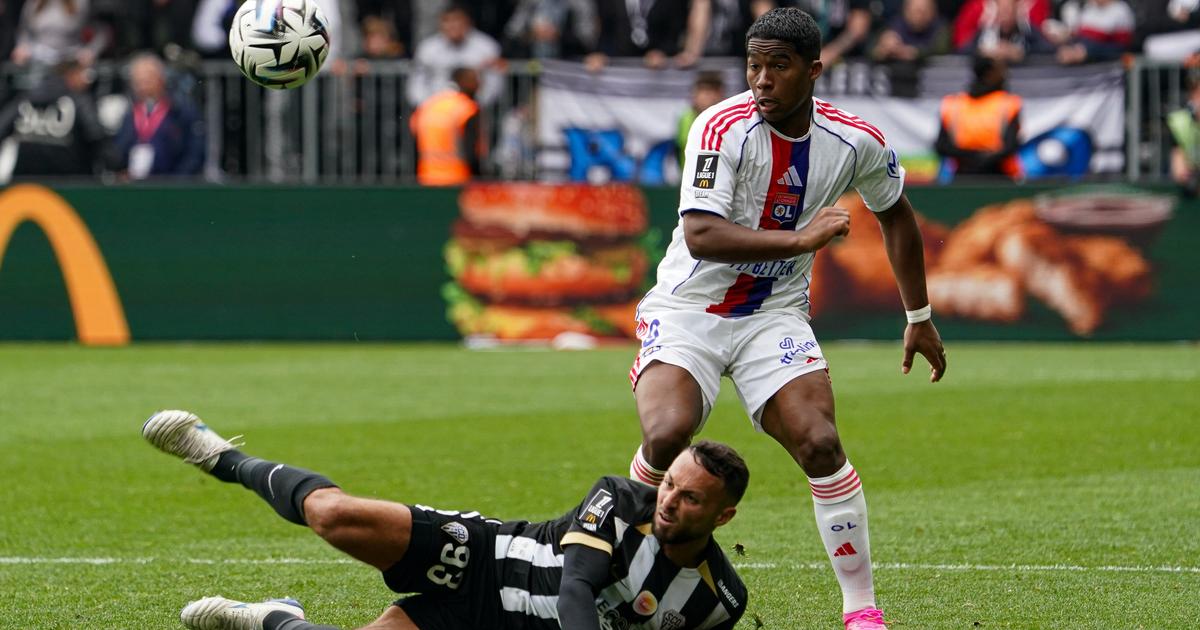 Ligue 1: Lyon still struggling to hold onto a draw against Angers