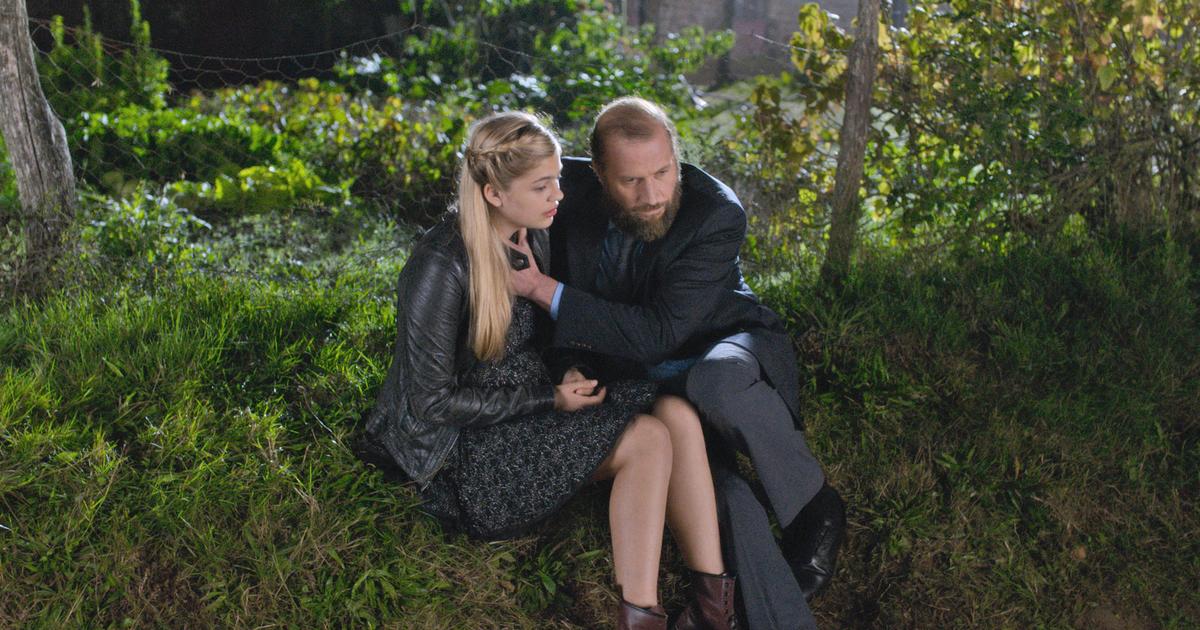 Audiences : Louane plus forte que Super Mario