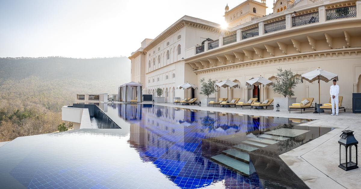 “When traveling, what marks the memory is the worst as well as the best”