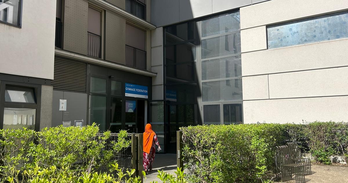 À Paris, la réquisition d’un gymnase du 15e pour loger des migrants cristallise les tensions