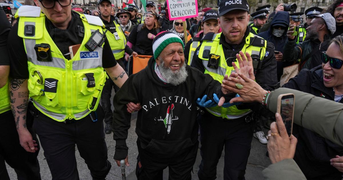 Σχεδόν εκατό διαδηλωτές που υποστηρίζουν την ομάδα Palestine Action συνελήφθησαν στο Λονδίνο