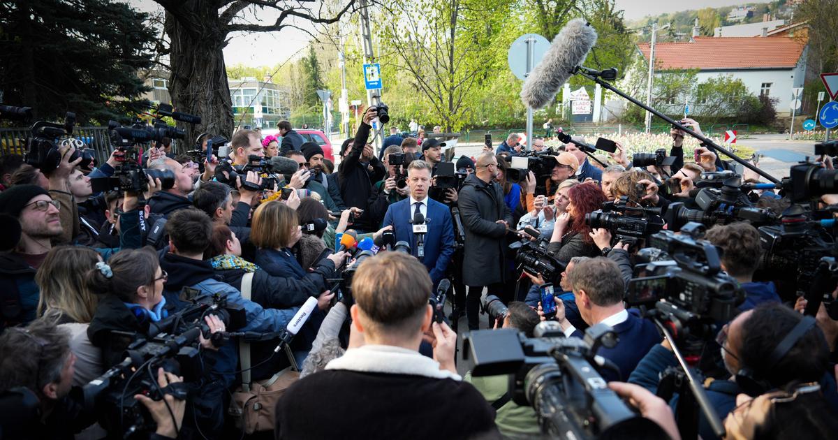 La marcha de los autócratas puede ser detenida: la prensa internacional espera mucho de la caída de Orban en Hungría.