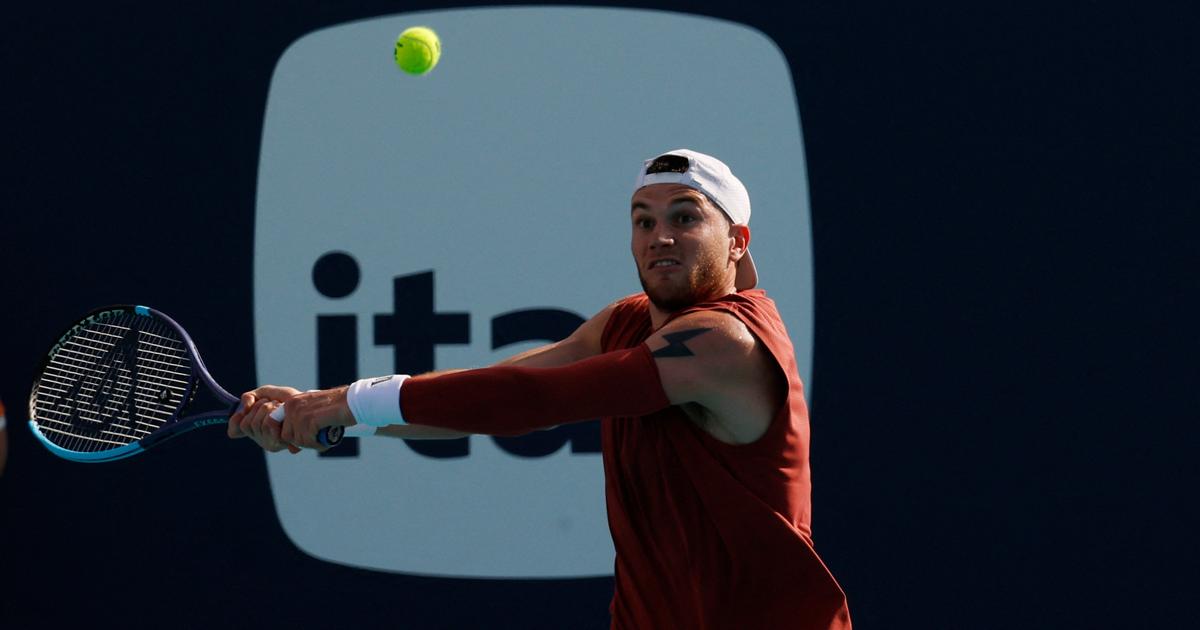 Barcelona ATP 500: World No. 28 Retires Against Tomas Etcheverry in Third Set