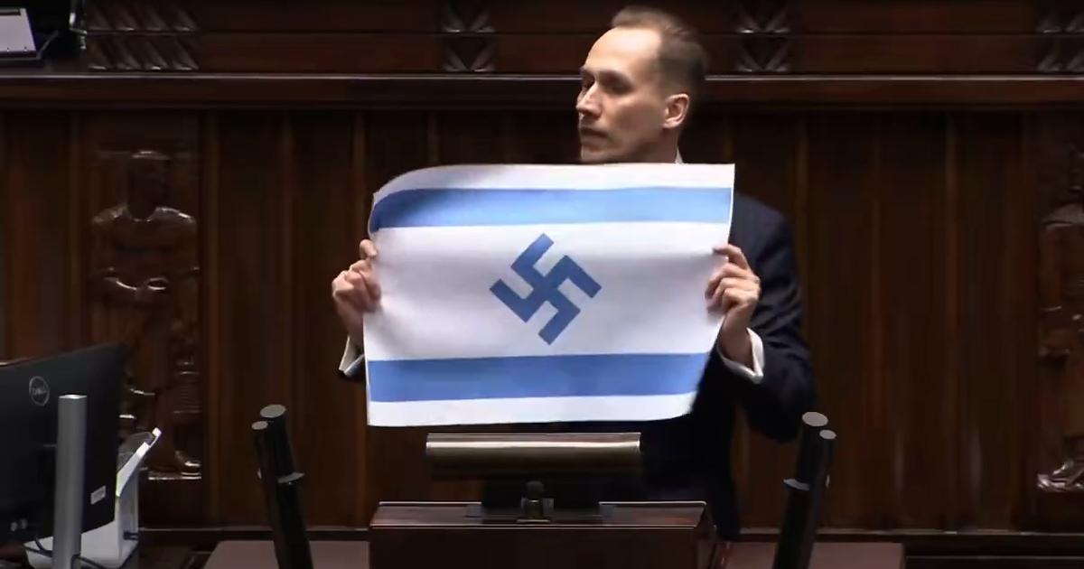 «Israël est le nouveau IIIe Reich»: un député polonais d'extrême droite brandit un drapeau d'Israël frappé d'une croix gammée