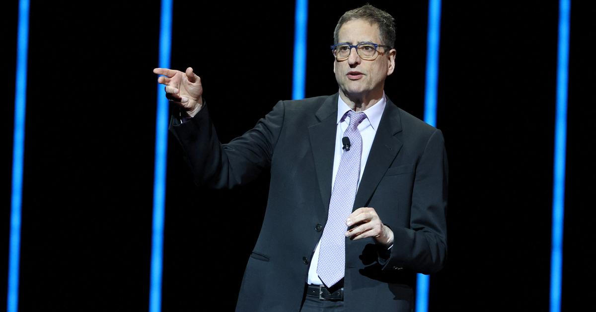 Sony Pictures CEO calls for limiting interminable ads before movies in theaters.