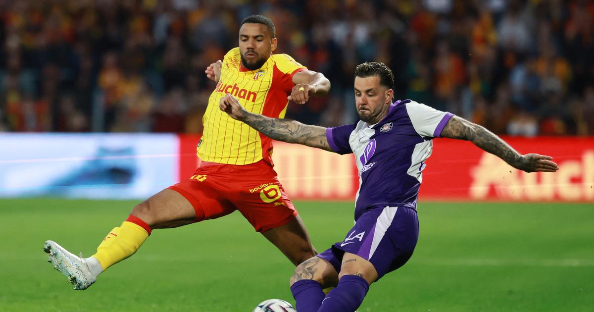 EN DIRECT - Lens-Toulouse : en chasse du PSG, le RCL refroidi d’entrée par une grosse bourde de Risser