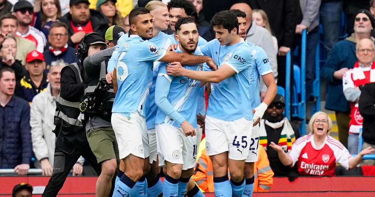 Premier League : un brillant Cherki et Manchester City domptent Arsenal, le championnat totalement relancé