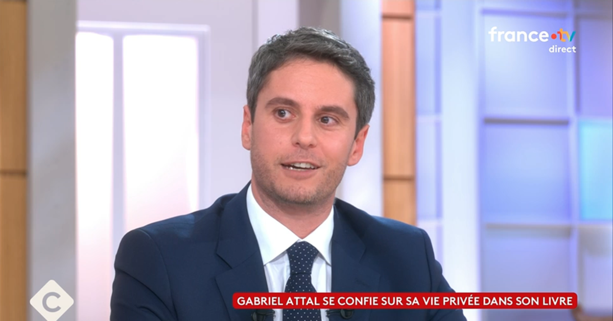 «Un double standard pour les couples d’hommes» : Gabriel Attal répond aux critiques sur l’exposition de sa vie privée