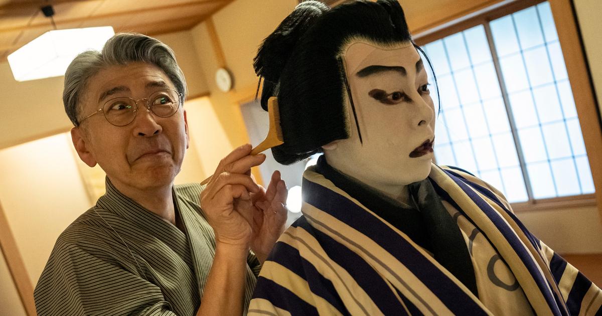 La perruque, accessoire « indispensable » des acteurs de théâtre japonais
