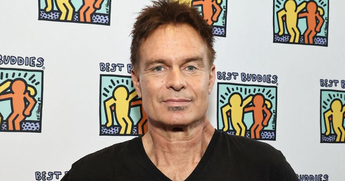 Les causes de la mort bouleversante de Patrick Muldoon, acteur dans Melrose Place, révélées
