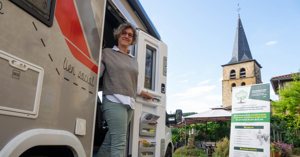«C’est la relation qu’ils viennent chercher»: autour de Lyon, elle sillonne les routes en camping-car pour maintenir le lien social et l’autonomie des seniors ruraux